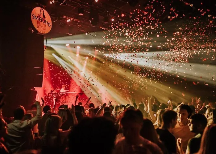 度假居 Boutique Loft 3 Units *